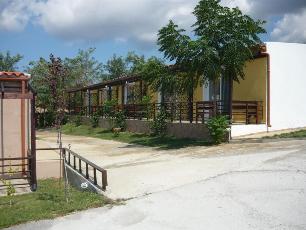 Victory Apartments Hotel 萨莫色雷斯岛 外观 照片